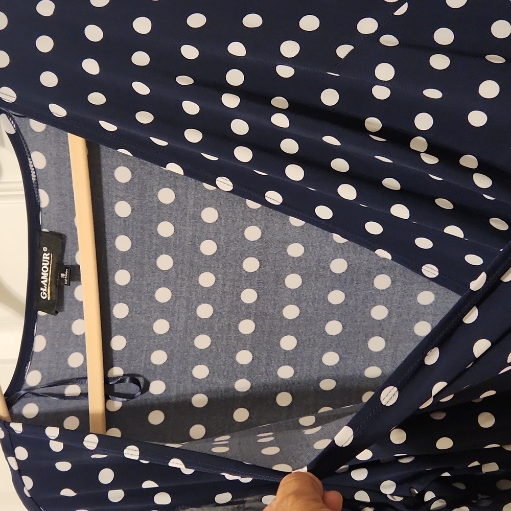 GLAMOUR  Dark Blue Polka Dot. 3/4 Sleeve Dress Size 16. - Picture 7 of 12